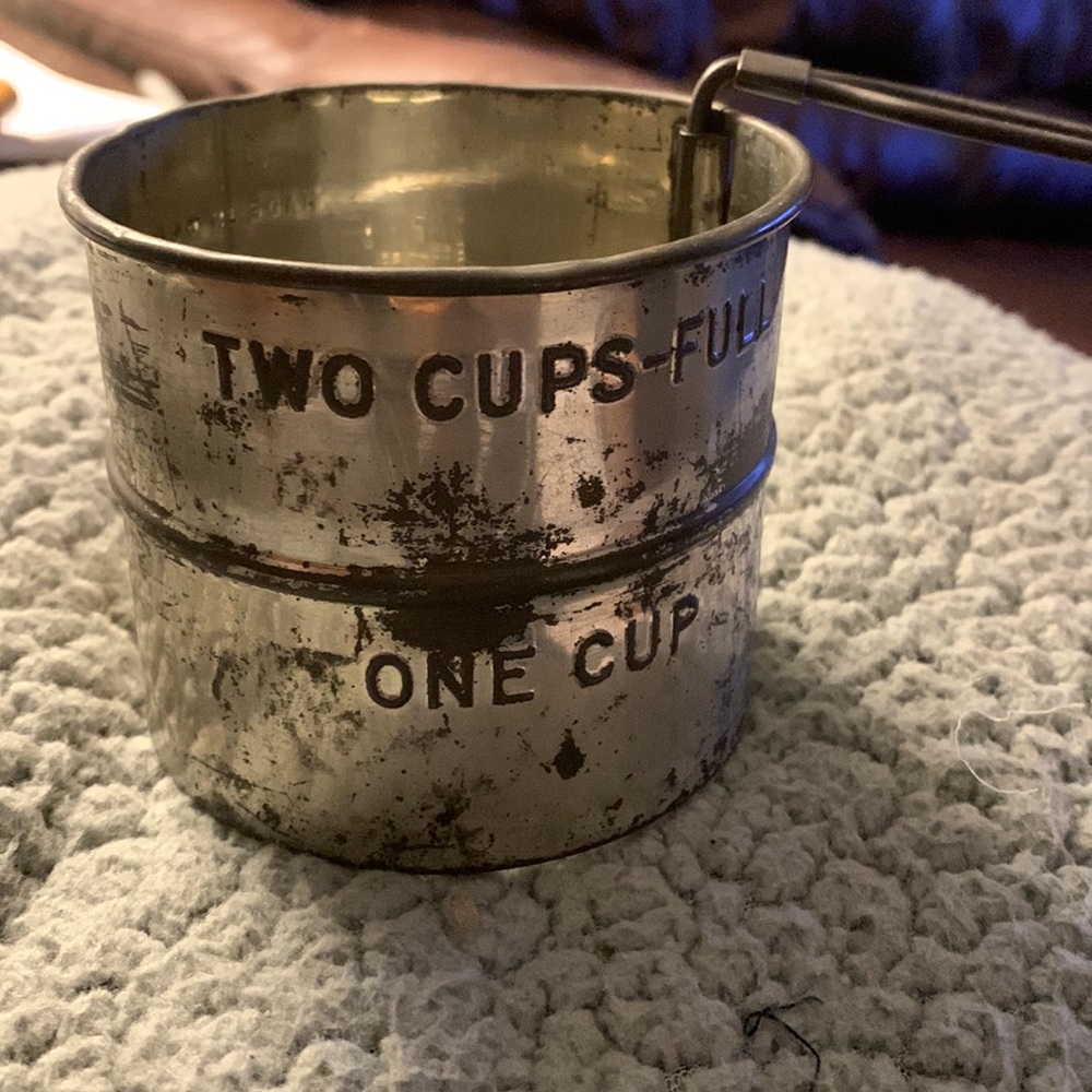 Vintage Metal Hand Held Sieve Strainer Screen Sifter 2 cup